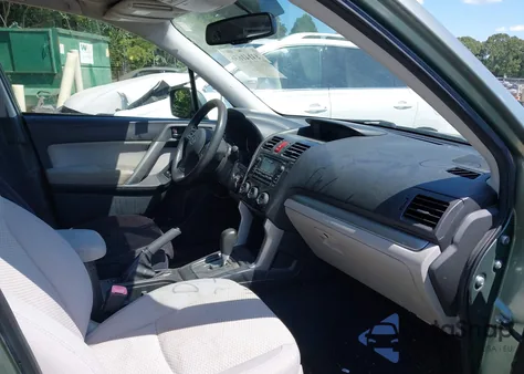 2014 Subaru Forester 2.5I Premium z USA, uszkodzony, nr VIN JF2SJADC1EH488806